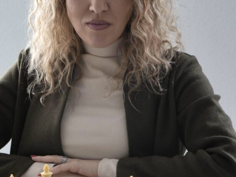 Лана - Тренер по шахматам