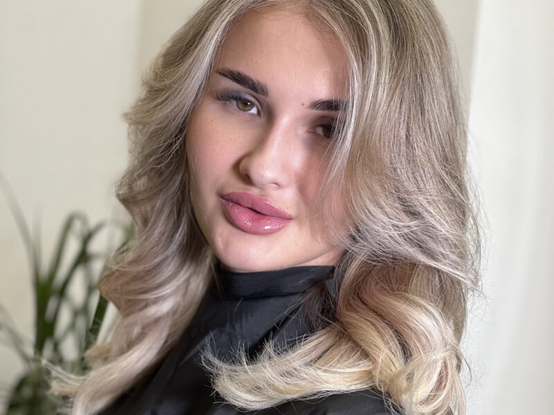 Марина Деулина. Колорист-Парикмахер